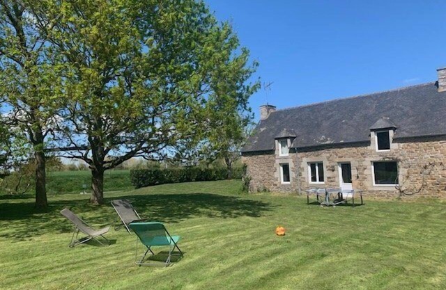 Family house - SAINT POTAN