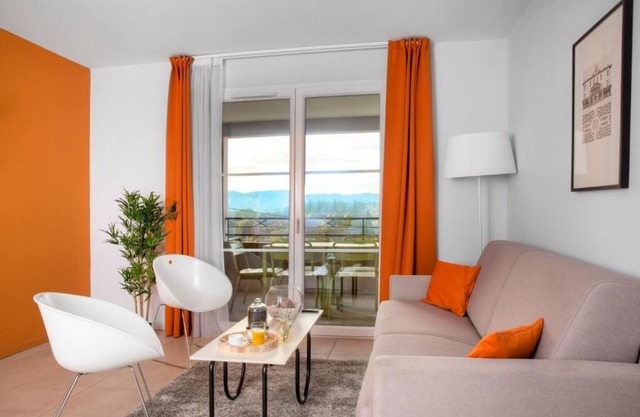 Family Ready Room w/Living Area | Ideal Location Close to Cannes Beach