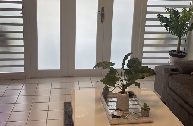 Family size townhouse minutes from the beach