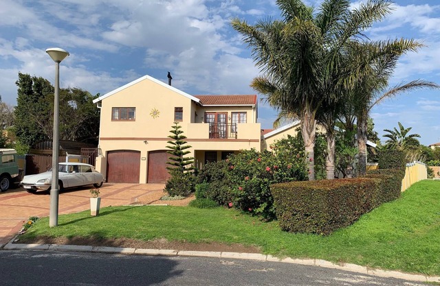Family Vacation Home and company employee accommodations in Capetown