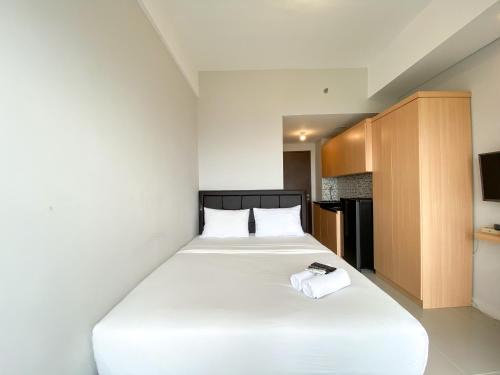 Fancy and Simply Studio at Transpark Juanda Bekasi Timur Apartment By Travelio