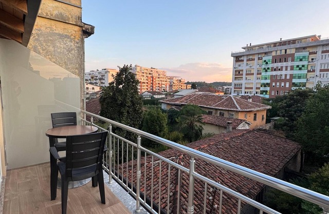 Fantastic 3 rooms and One-bedroom apartment with AC in Shkodër.