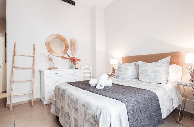 Fantastic apartment. 4px old town