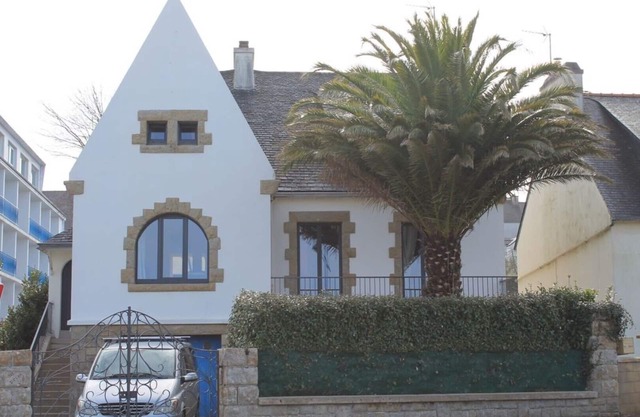 Fantastic comfortable villa in a beautiful seaside resort *