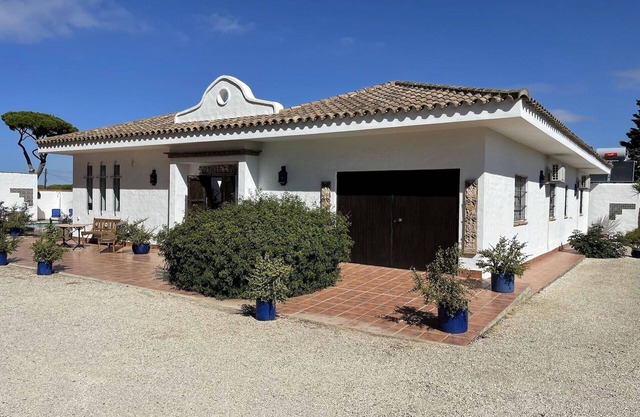 Fantastic vacation home for 6 people with private pool in Mayorazgo