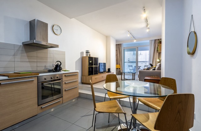 Fantastic Location Sliema Apartment