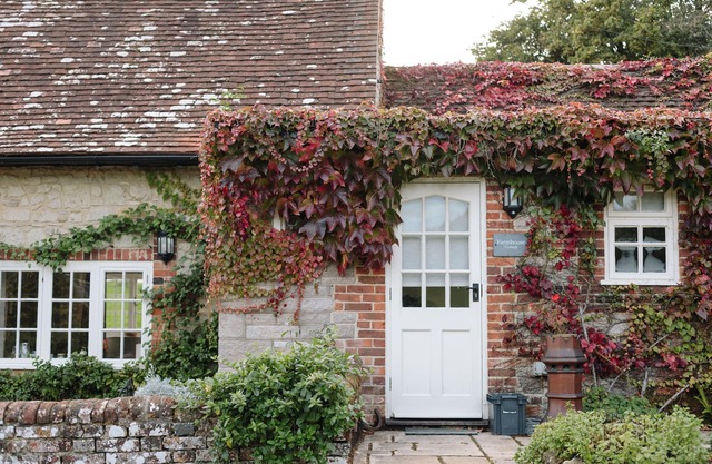 Farmhouse Cottage - perfect for couples exploring the Island
