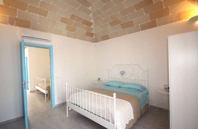 Favignana center apartment with terrace