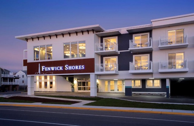 Fenwick Shores, Tapestry Collection by Hilton