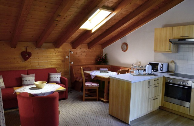 Ferienwohnung Alpenrose, 1 bis 2 Personen, 50 qm, 1 Schlafzimmer, 2 Balkone