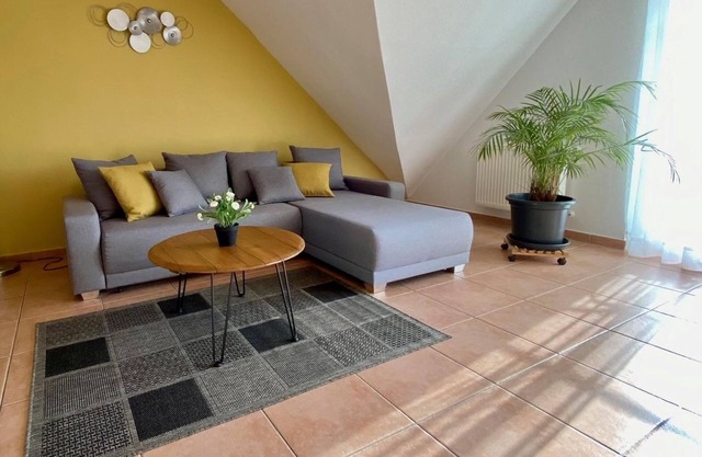 Ferienwohnung 5 mit 1 Schlafzimmer, Balkon - Ferienwohnungen Dehn
