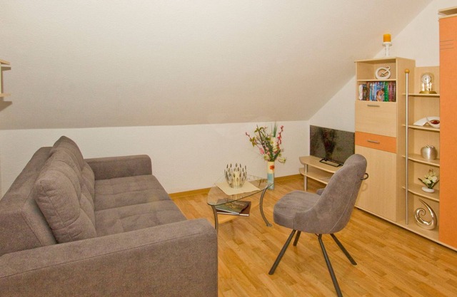 Ferienwohnung, 60qm mit Balkon und 1 Schlafzimmer für max. 5 Personen