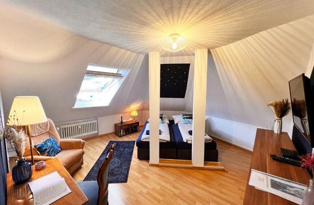 Ferienwohnung Luna -3 Schlafzimmer, Waschmaschine, Küche, WLAN, ca 15 Min bis zum Europa Park,
