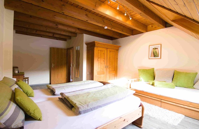 Ferienwohnung "Talblick", 90qm, 1 Schlafzimmer, max. 4 Personen
