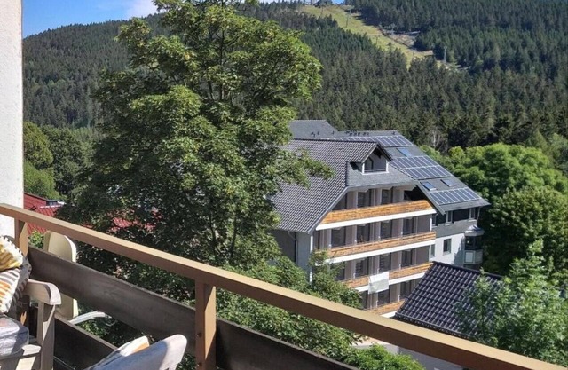 Ferienwohung "aussicht" ,43qm - mit Großem Süd-balkon, Zentral Aber Ruhig