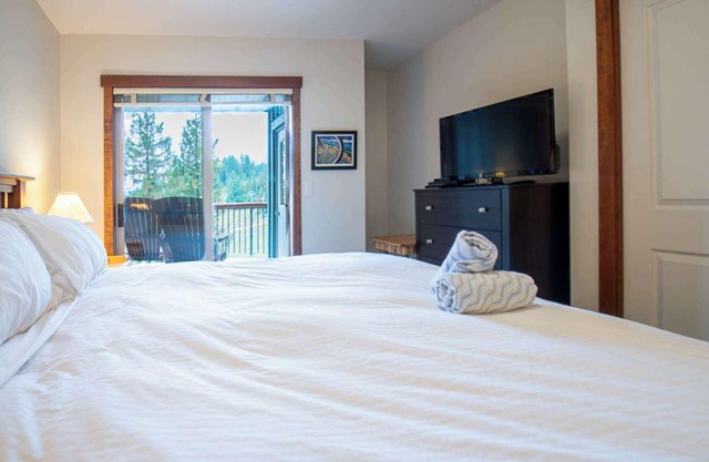 Fernie - Snow Creek Lodge #211