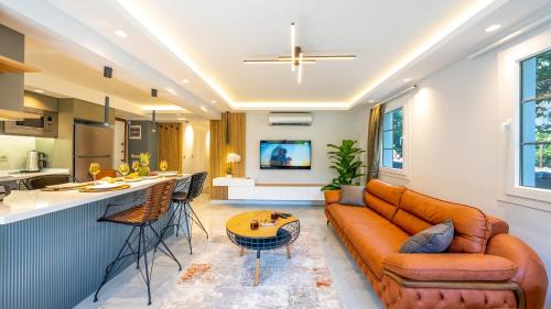 Fethiye Merkezde Jakuzili Lüks Daire - OcekHomes Meva