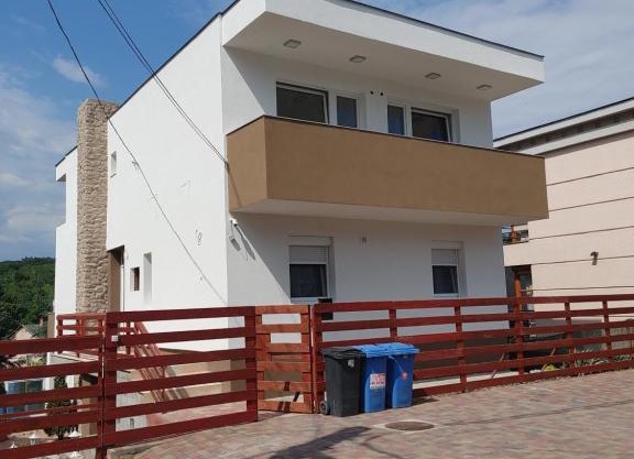 Fiesta Apartman