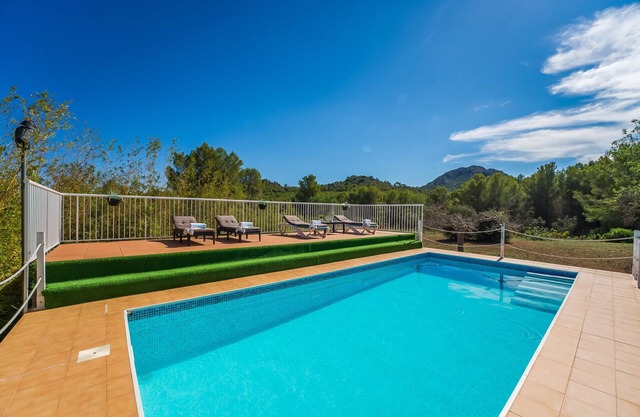 Finca Can Caragol Font de sa Cala with pool