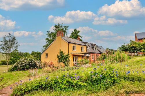 Finest Retreats - Beili Glas Cottage