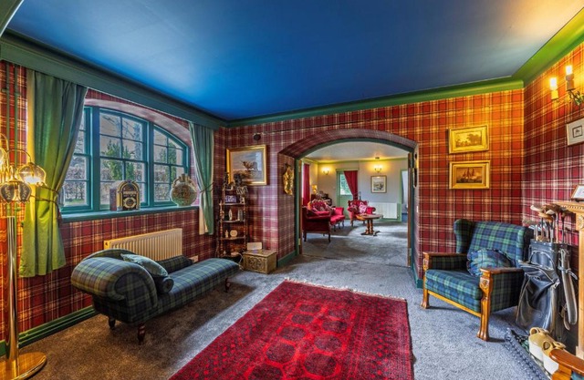 Finest Retreats - White House Retreat