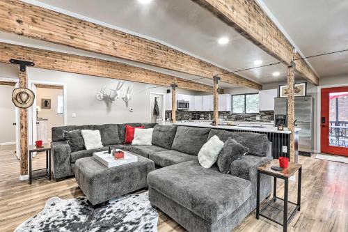 Fire Pit and ATV Trail Access Munds Park Cabin!