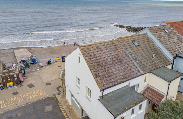 Fisherman's House - Three Bedroom House, Sleeps 6