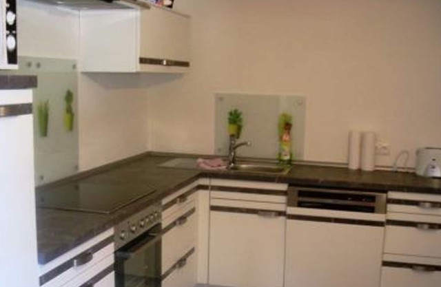 Fitter apartment in the basement, 3 bedrooms, 2 bathrooms - Gästehaus Dehn