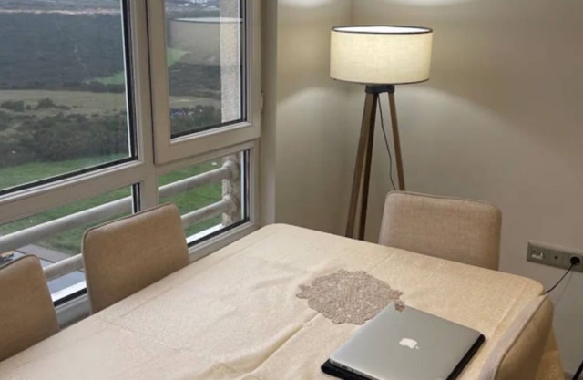 Flance hotel furnished home with all amenites