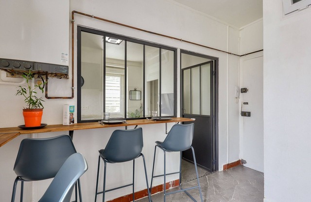 Flat for 4 - Nantes - 950m from the Loire