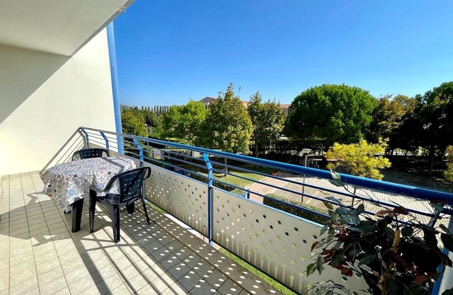 Flat in a residence with shared pool