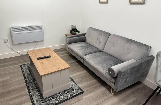 Flat in Luton Town Centre