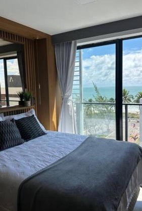 Flat lindíssimo Neo duos 502 à 50m da praia de Intermares