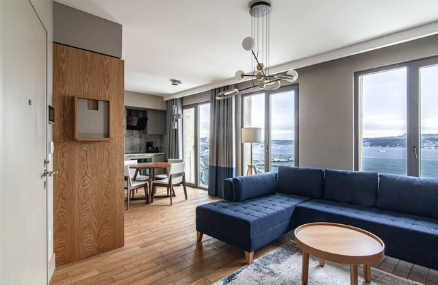 Flat with Panoramic Bosphorus View in Cihangir