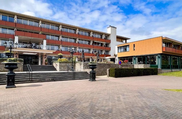Fletcher Familiehotel De Hunzebergen