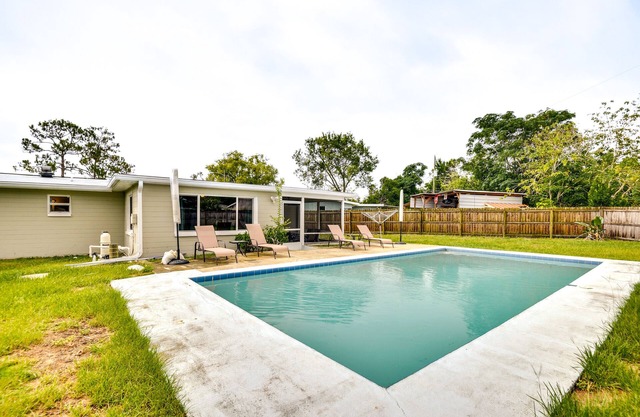 Florida Escape w/Pool, Near Beaches & Kayaking!