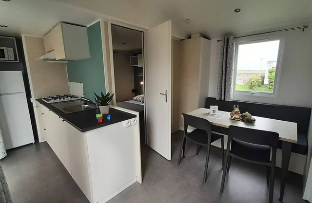 Flower Camping Le Pré des Sables * - Mobile home Comfort 26m2 2 bedrooms + TV 4 people