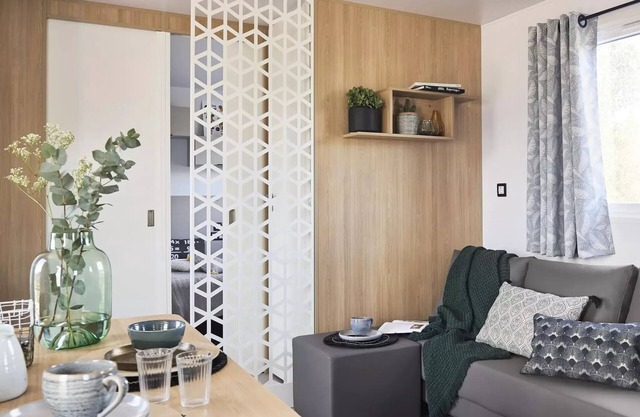 Flower Camping de Mars * - Mobile home 35m2 Premium/3 bedrooms + TV + LV + Clim + Terrace covered 6 people