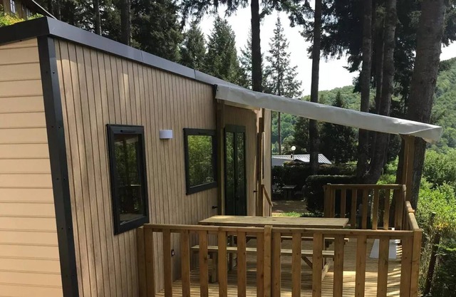 Flower Camping Le Belvédère * - Premium mobile home VERONNE - 3 bedrooms for 6 people