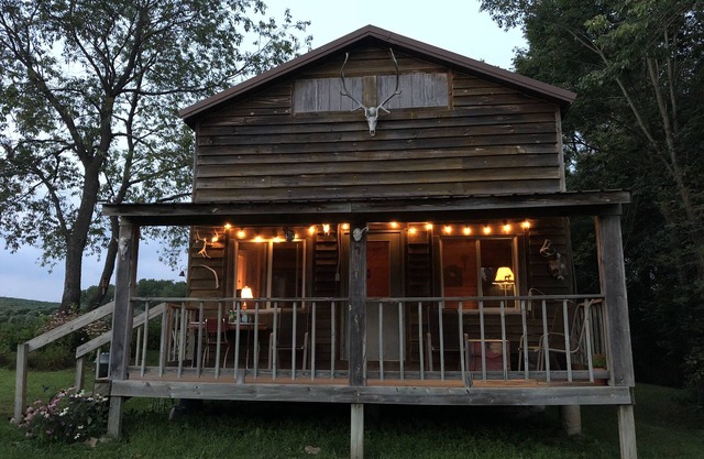 Fly Fish the Bad Axe River-Secluded Cabin-140 acres-Vernon Vineyard 1 mile away