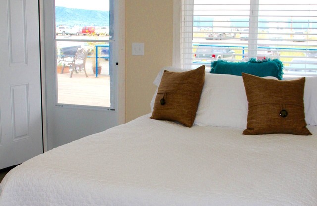 For less than two hotel rooms, stay on the Spit and sleep 7!