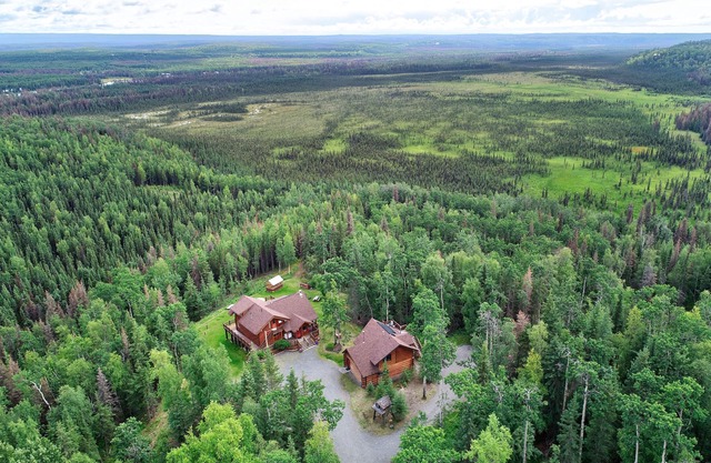 Forever views from HOT TUB overlooking Kenai National Wildlife Refuge near river