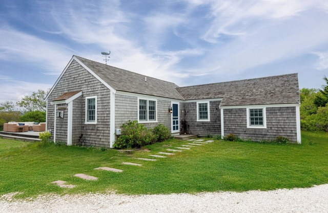 Forget Me Knot – Serene West-End Retreat Near Madaket Beach