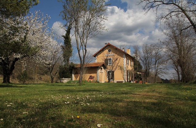 Former station from 1890, very beautiful restoration, haven of peace in Provence Verte