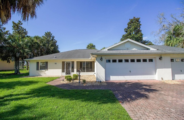 Four Bedroom Comfort Villa 4668