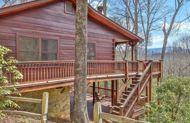 Foxbear Cabin | Cherry Log, Ga