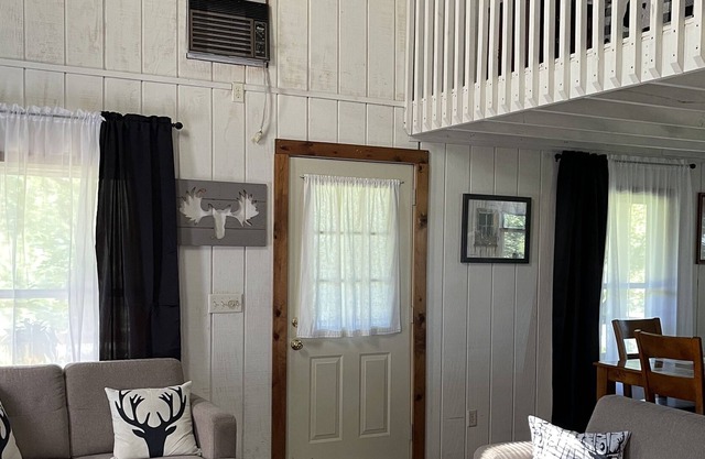 Foxwood Cabins a peaceful get away in South Central Iowa Oak Woods
