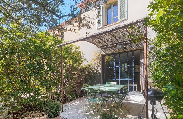Beautiful home in Saint-Laurent-de-la-Cabrerisse