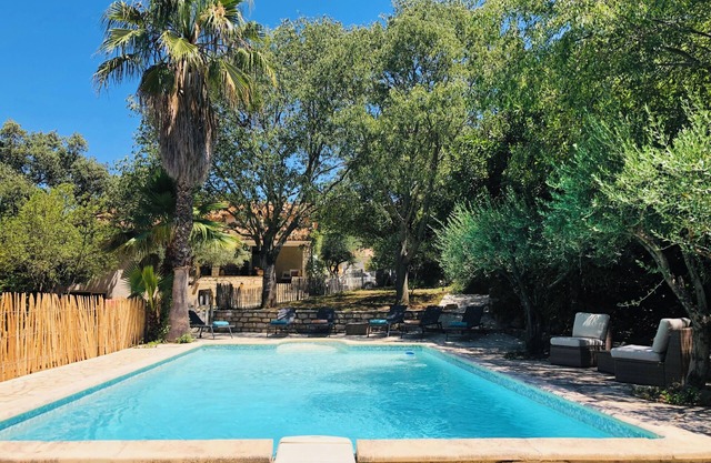Typical Southern villa with swimming pool, near Montpellier and the beaches