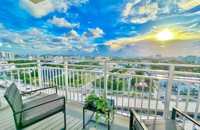 Free Parking | Pool | Gym | 413MB Wifi